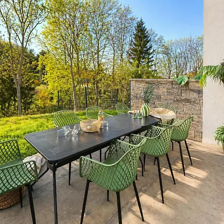 Spacious 4br & 1lr For Families & Groups * Modling