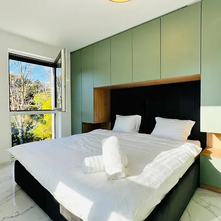 Villa Spacious 4br & 1lr For Families & Groups