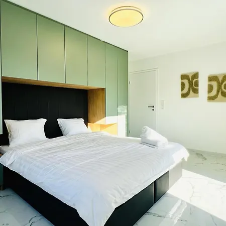 Villa Spacious 4br & 1lr For Families & Groups