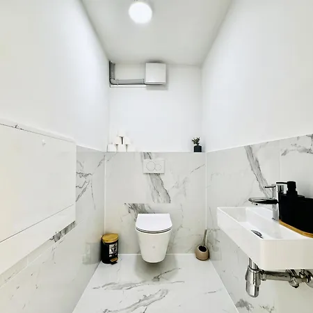 Spacious 4br & 1lr For Families & Groups Villa *